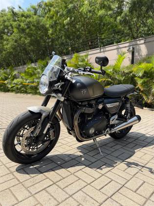 TRIUMPH SPEED TWIN 
